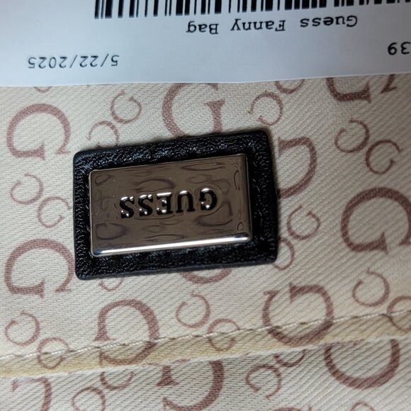 Guess Monogram Fanny Pack Waist Bag Gray 11"x6" Silver Tone Hardware - Picture 10 of 12